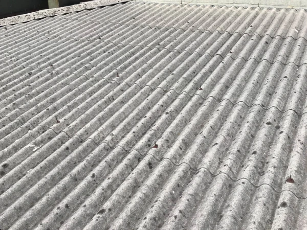 Cobertura em amianto